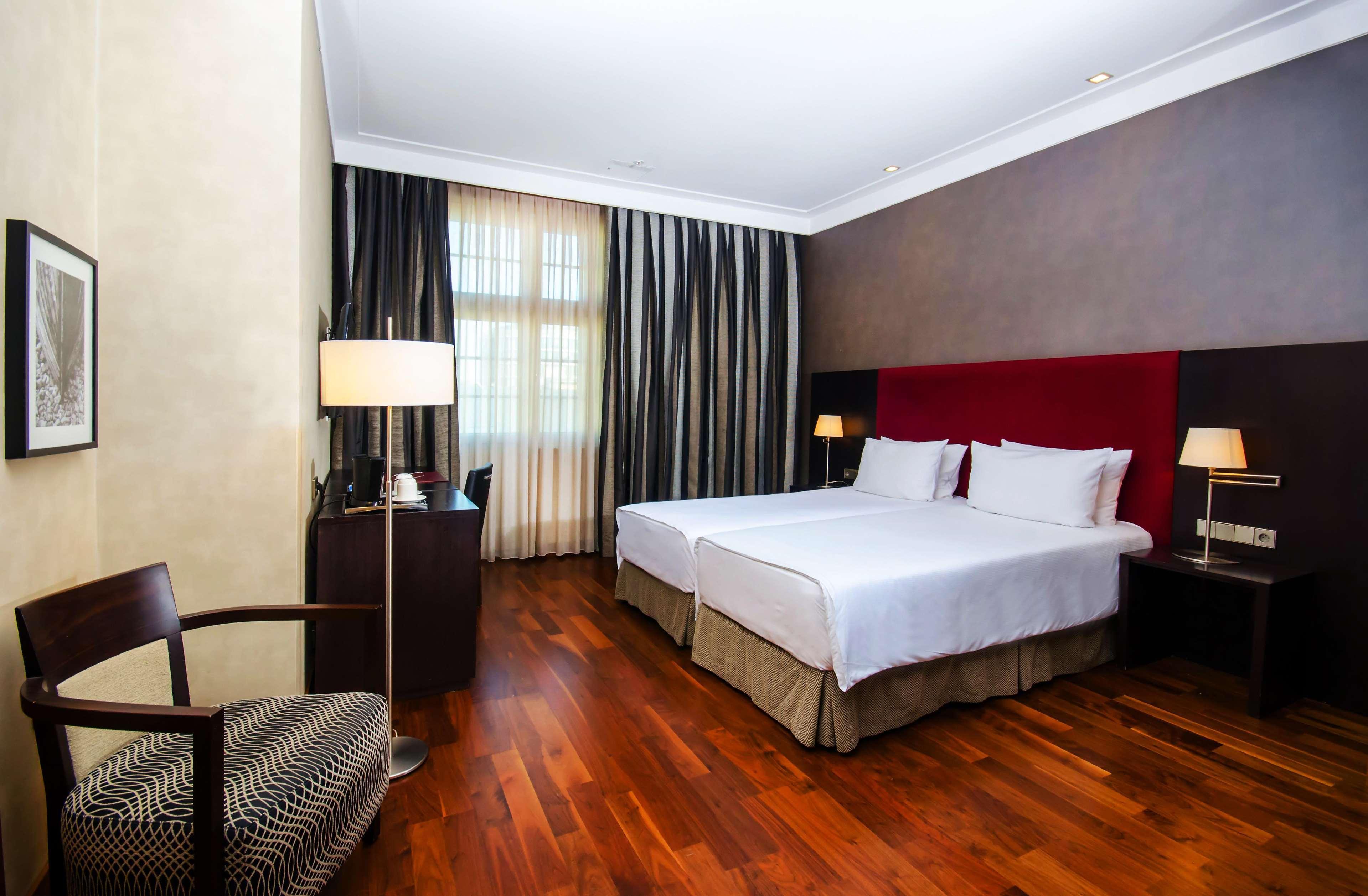 Hotel Nh Poznan Luaran gambar