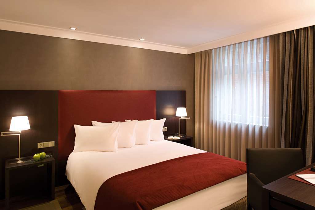 Hotel Nh Poznan Bilik gambar