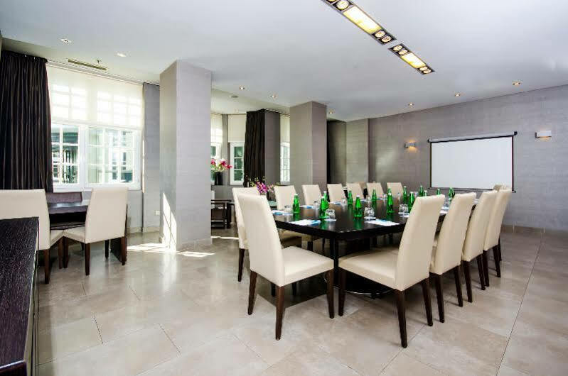 Hotel Nh Poznan Luaran gambar